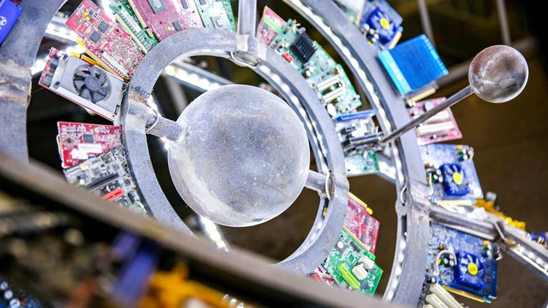 数据中台建设：标准规范与关键要素解析